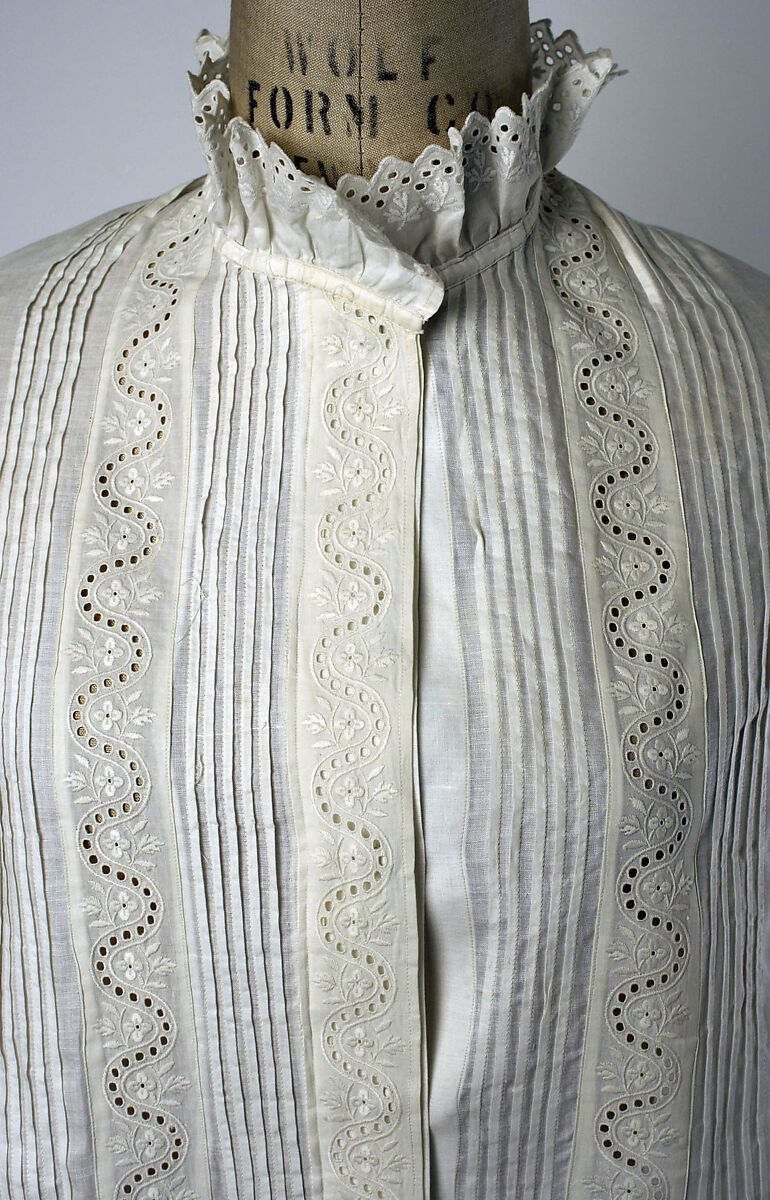 Negligée, cotton, American or European