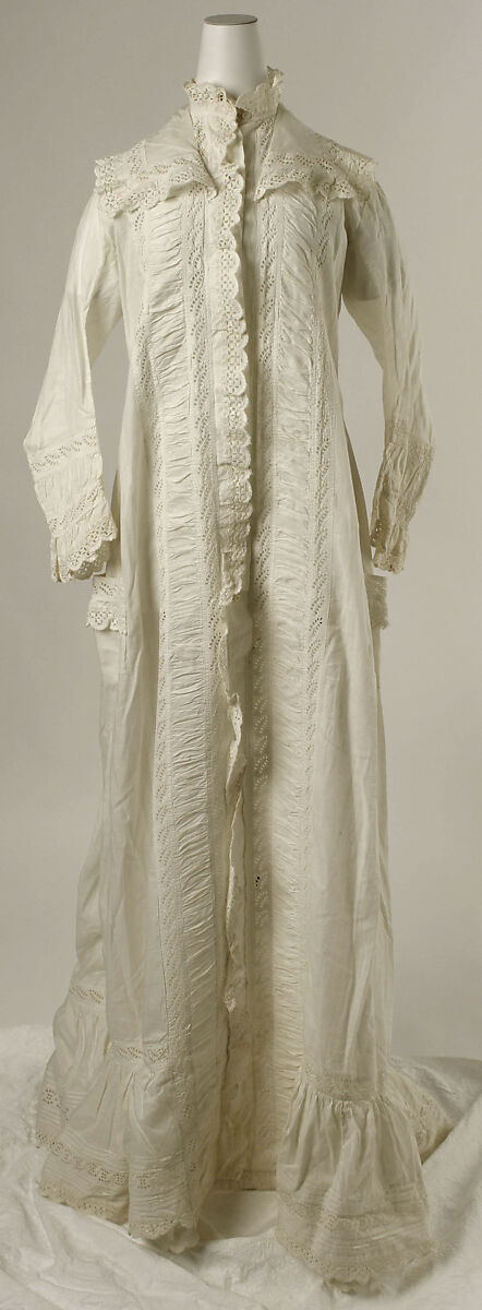 Tea gown, cotton, British 