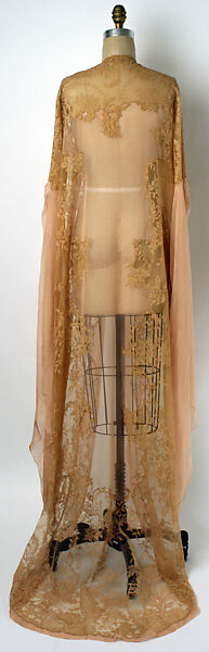 Tea gown, [no medium available], American or European