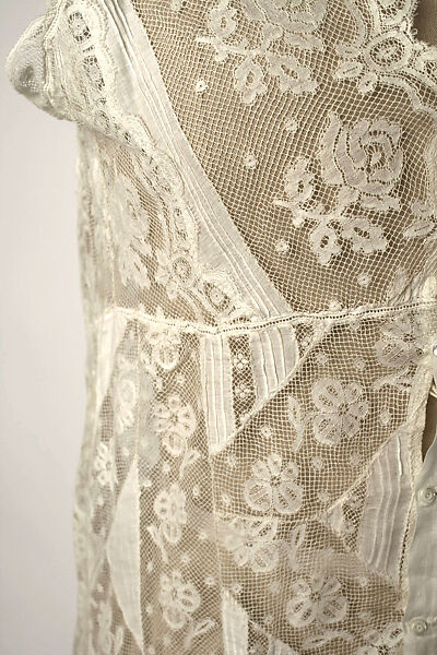 Chemise, [no medium available], American or European