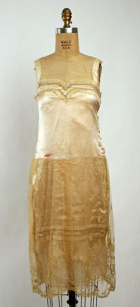 Wedding dress, silk, plastic, cotton, probably French