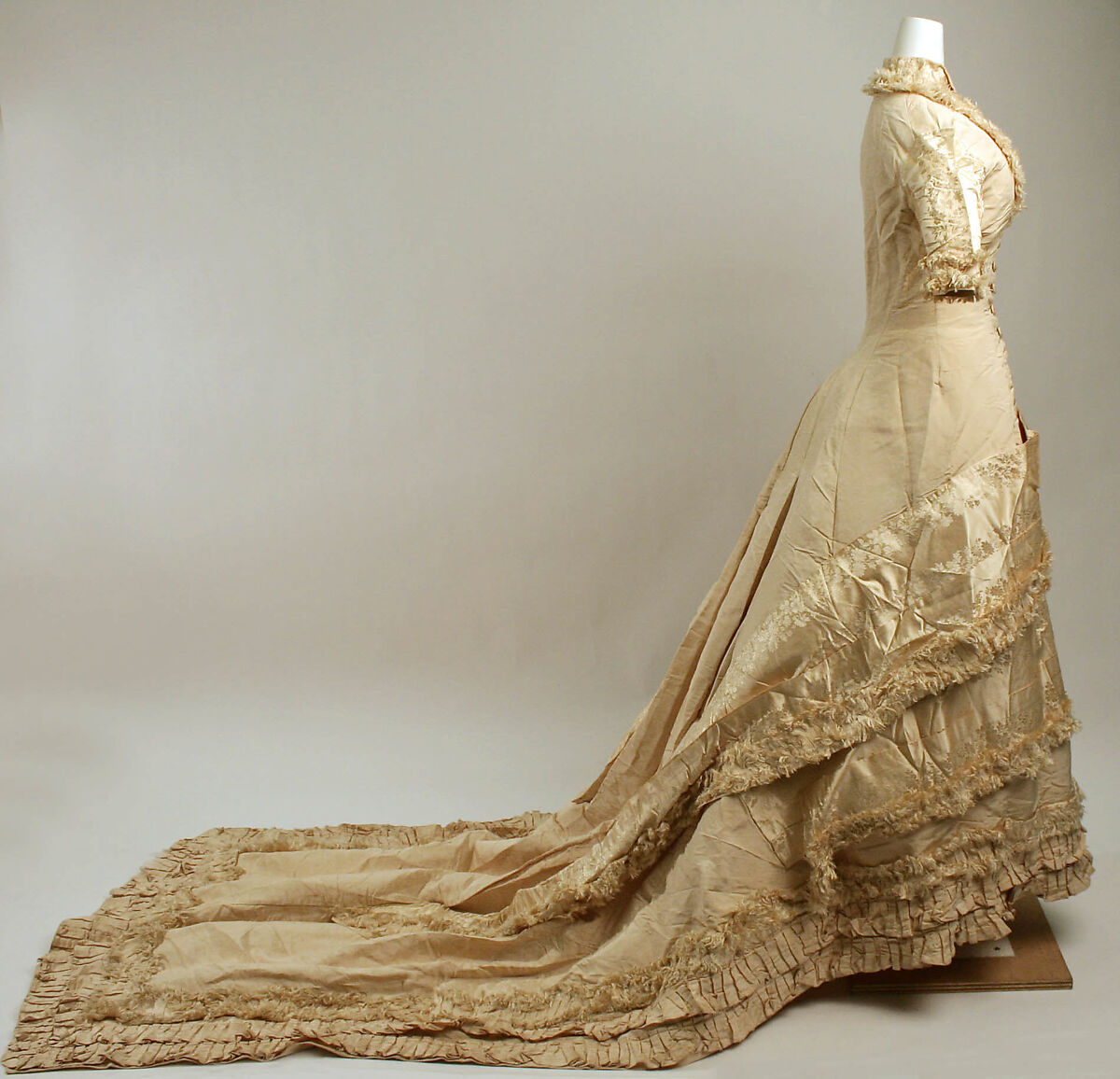 Wedding dress, SIlk, American