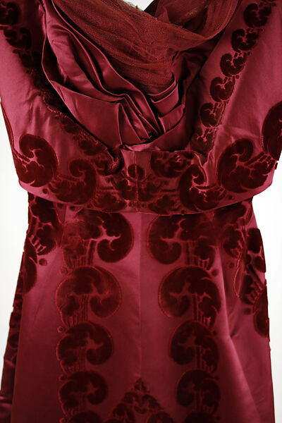 Evening dress, possibly House of Worth (French, 1858–1956) (may be American copy), silk, probably American