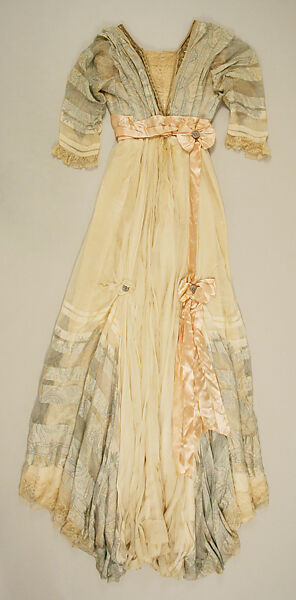 Evening dress, House of Worth (French, 1858–1956), silk, French