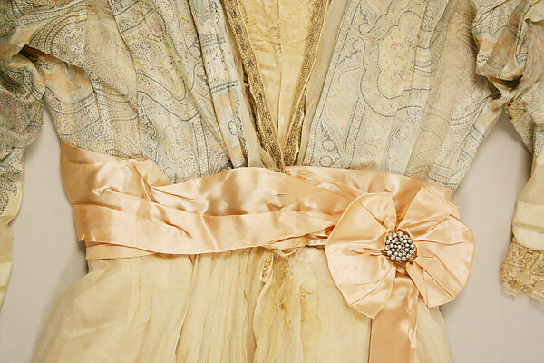 Evening dress, House of Worth (French, 1858–1956), silk, French