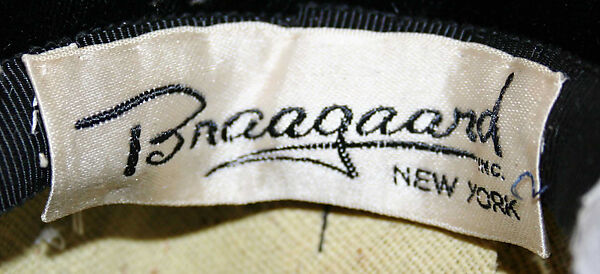 Hat, Braagaard (American), cotton, feathers, American