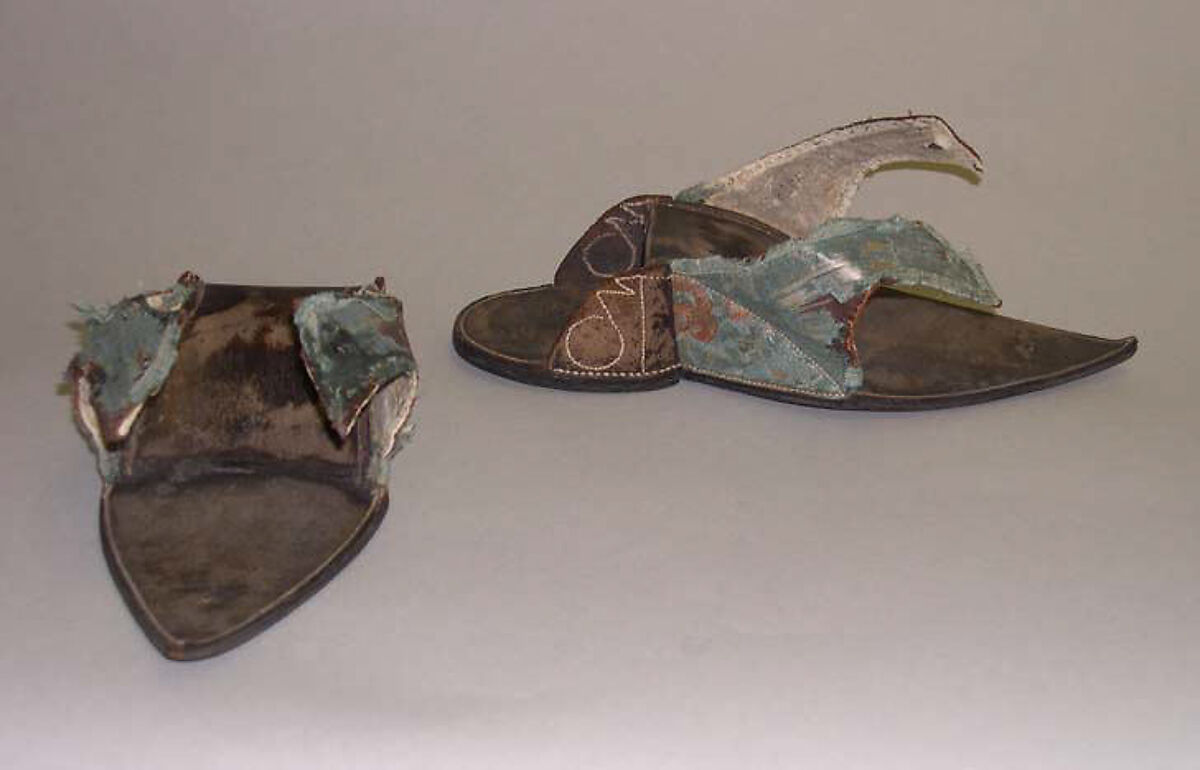 Shoes, linen, silk, leather, probably British