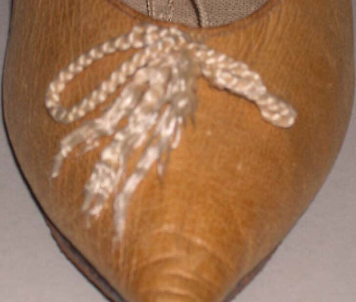 Slippers, leather, linen, silk, probably American