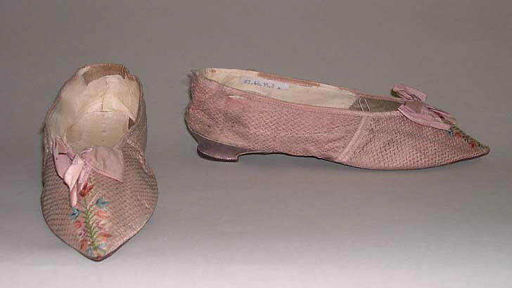 Slippers, silk, leather, British 