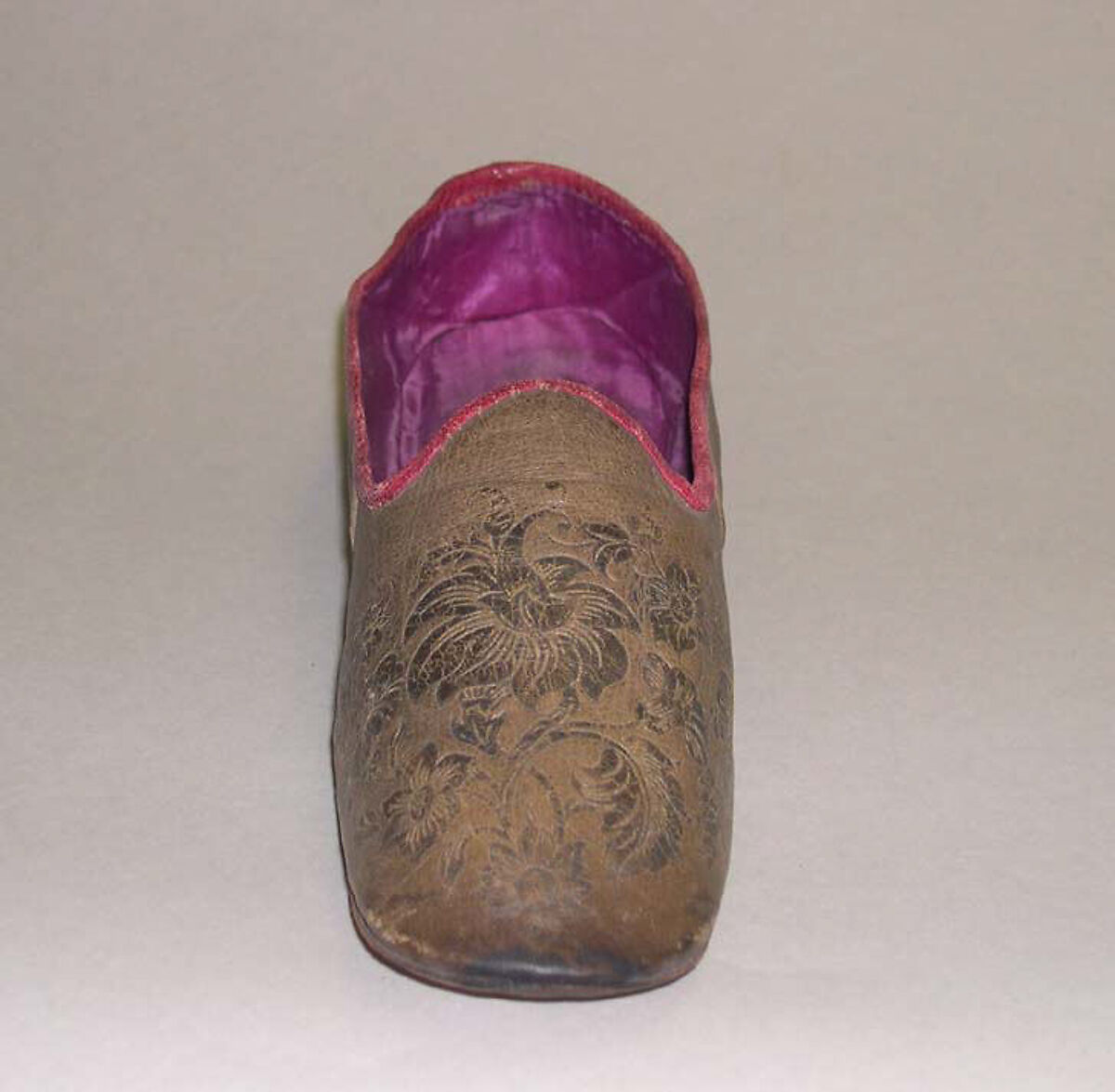 Shoes, leather, American or European