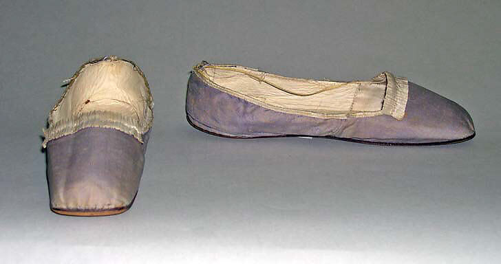 Slippers, silk, American or European 