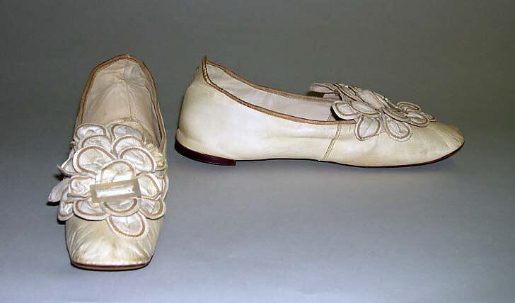 Wedding slippers, leather, American or European 