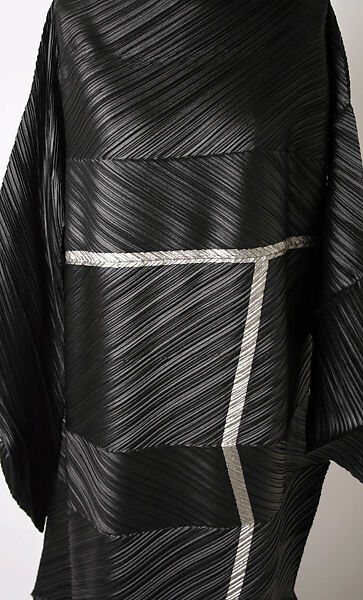 Evening dress, Issey Miyake (Japanese, 1938–2022), synthetic, Japanese