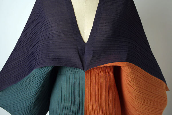 Dress, Issey Miyake (Japanese, 1938–2022), synthetic, Japanese