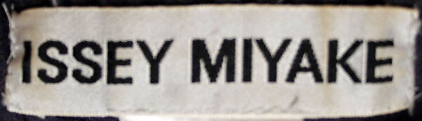 Dress, Issey Miyake (Japanese, 1938–2022), synthetic, Japanese