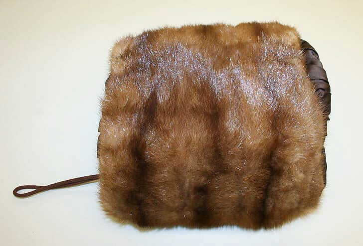 Accessory set, fur, silk, American