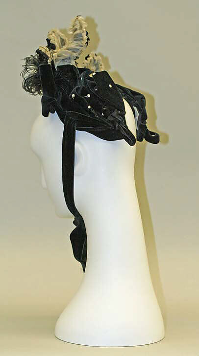 Bonnet, silk, feathers, raffia, American or European