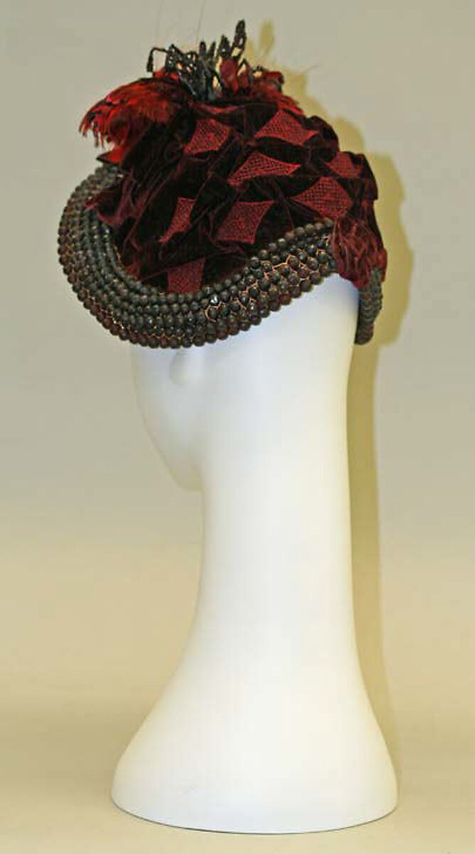 Bonnet, silk, beads, feathers, wire, French