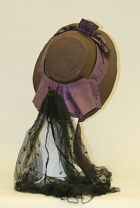 Bonnet, straw, American or European