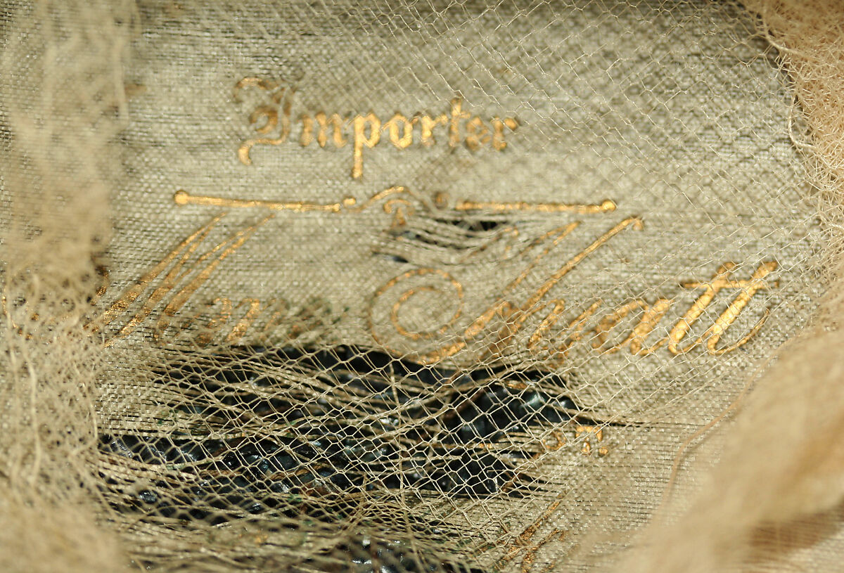 Bonnet, straw, American or European