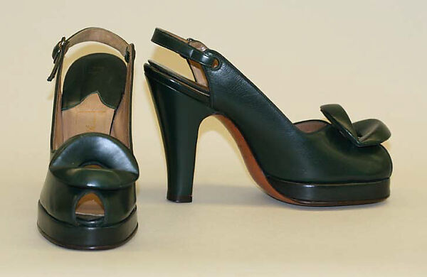Pumps, Newton Elkin Shoe Co., a,b) leather, metal, American 