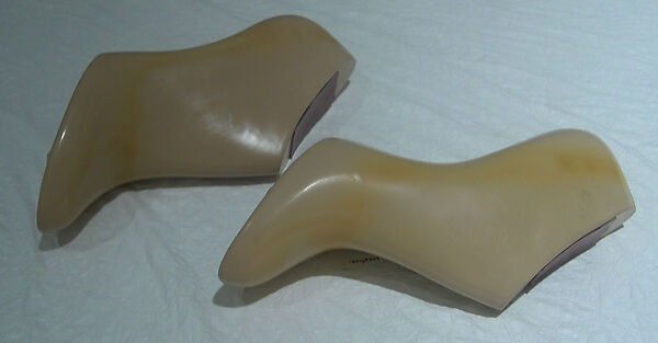 Pumps, Newton Elkin Shoe Co., a,b) leather, metal, American