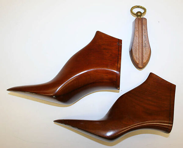 Shoe trees, Pierre Yantorny (Italian, 1874–1936), wood, French