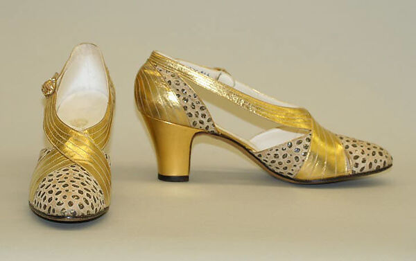 1930s store evening shoes