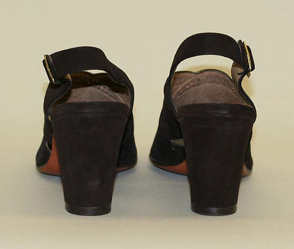 Pumps, Schwartz &amp; Benjamin, Inc. (American, 1923), leather, metal, American