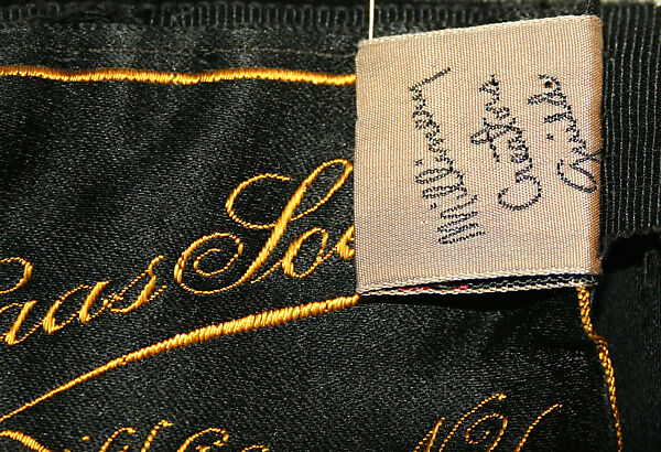 Hat, Schiaparelli (French, founded 1927), [no medium available], French