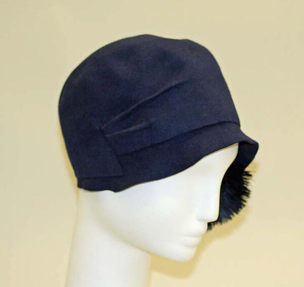 Cloche, Bonwit Teller &amp; Co. (American, founded 1907), wool, feathers, American 
