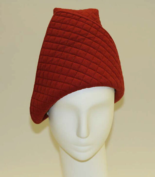 Hat, Lilly Daché (American (born France), Bègles 1898–1989 Louvecienne), wool, American 