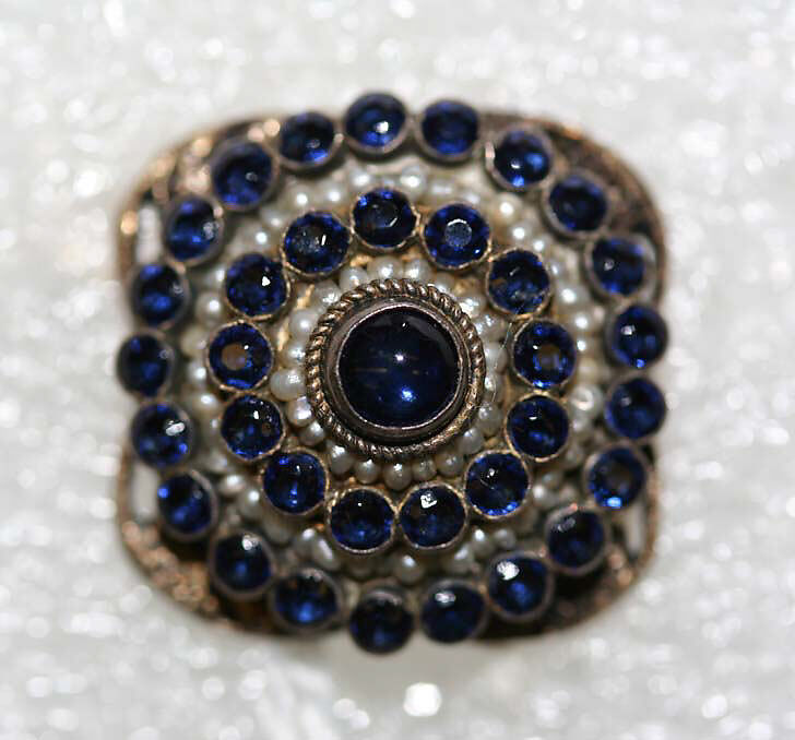 Button, metal, sapphires, pearls, Hungarian