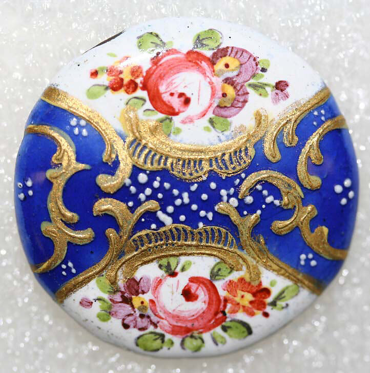 Button, enamel, British