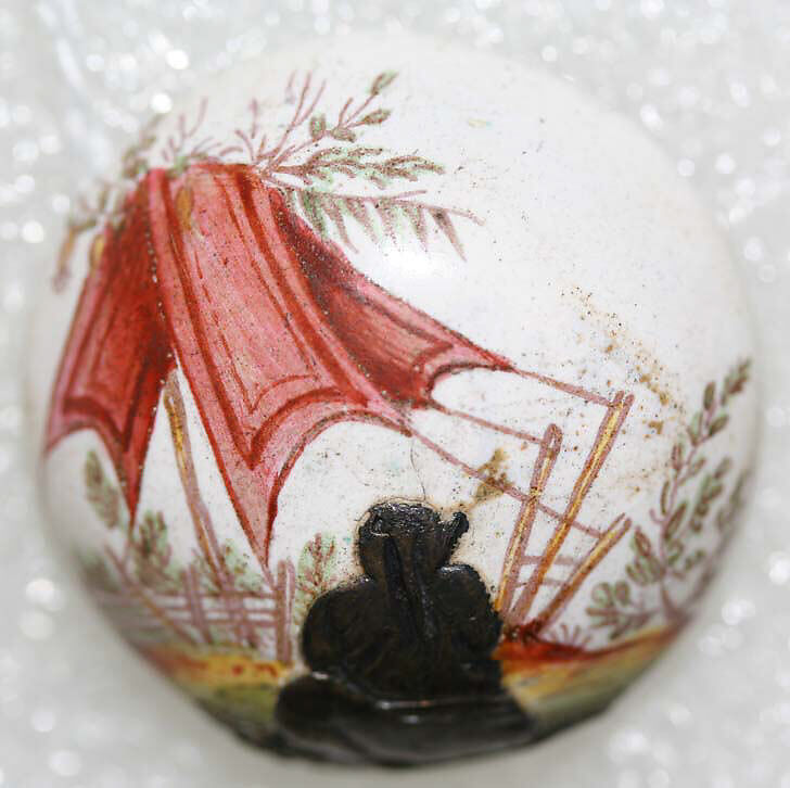 Button, enamel, metal, French