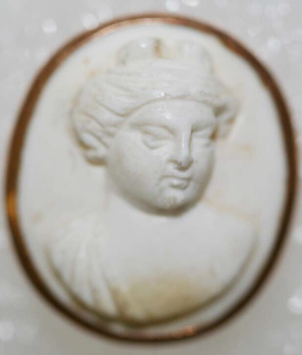 Button, metal, Italian