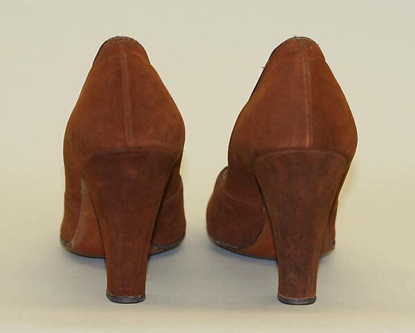 Pumps, Ohrbach's, leather, American