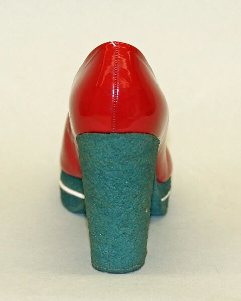 Shoes, Golo Footwear Corporation, plastic (polyurethane, polyvinyl chloride), American