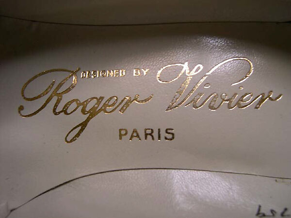 Accessory set, (a, b) Roger Vivier (French, 1913–1998), silk, leather, French