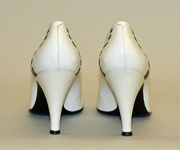 Pumps, leather, Italian