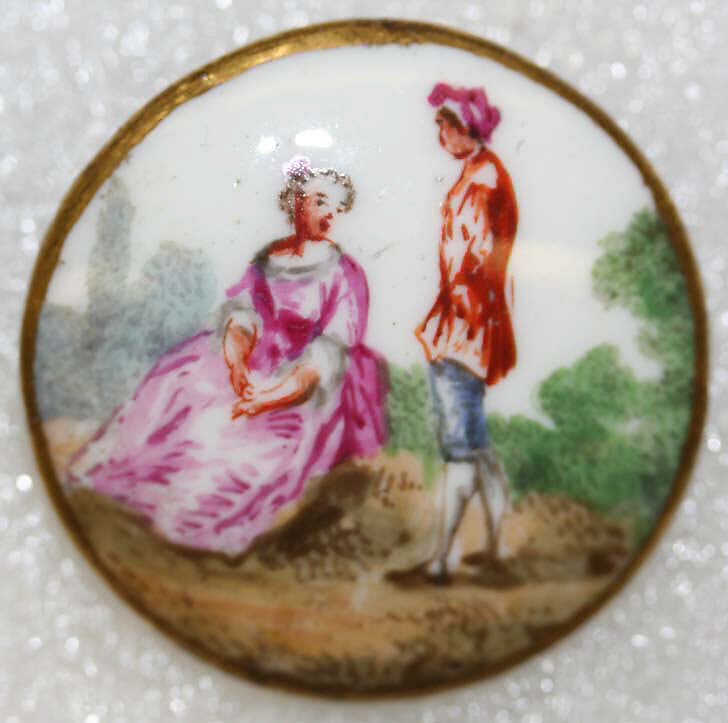Button, porcelain, French