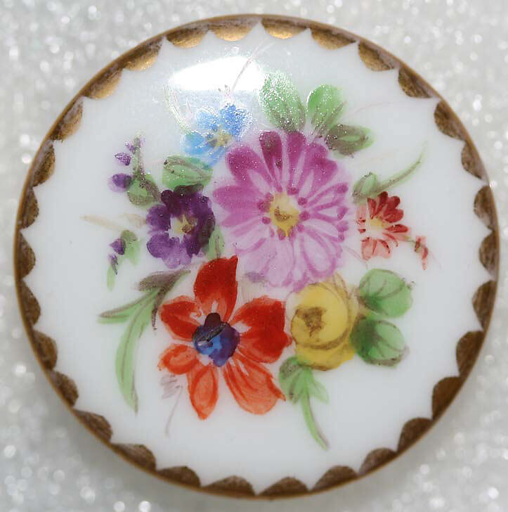 Button, porcelain, European