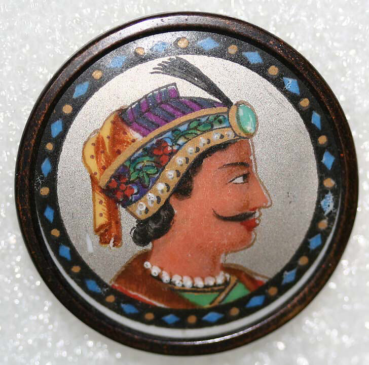 Button, porcelain, metal, European