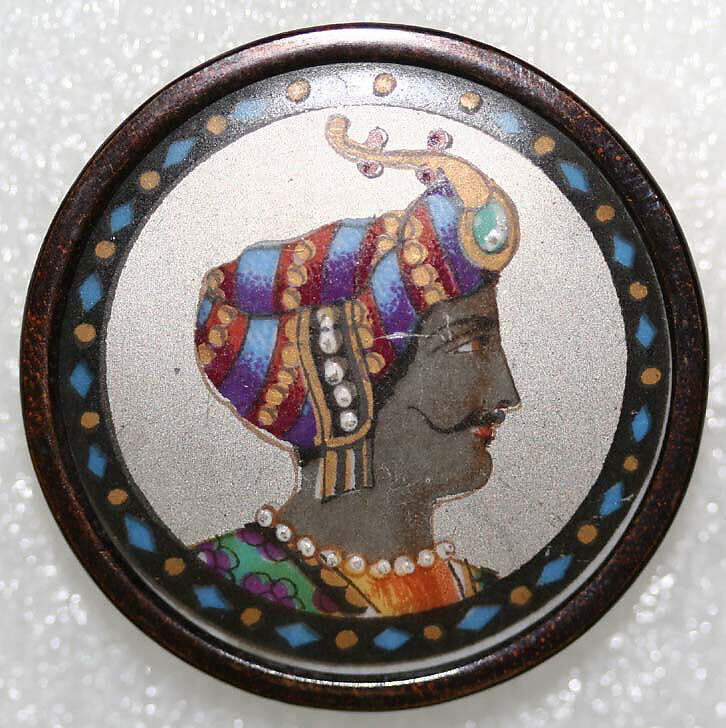 Button, porcelain, metal, European