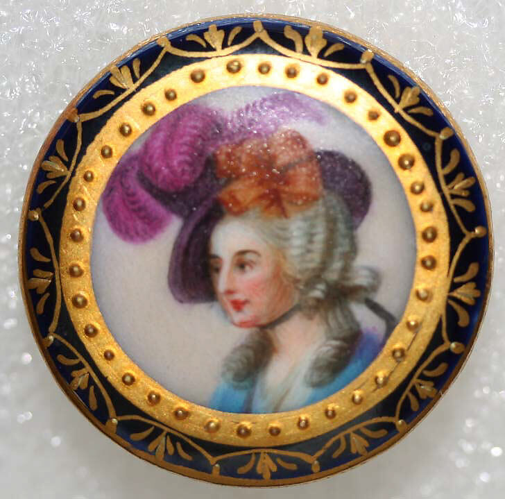 Button, porcelain, metal, French