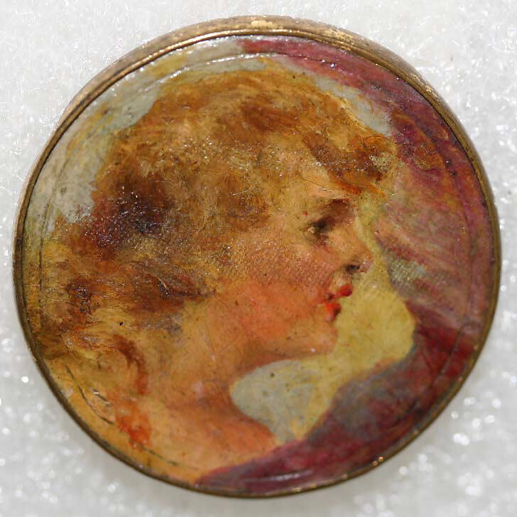 Button, metal, British