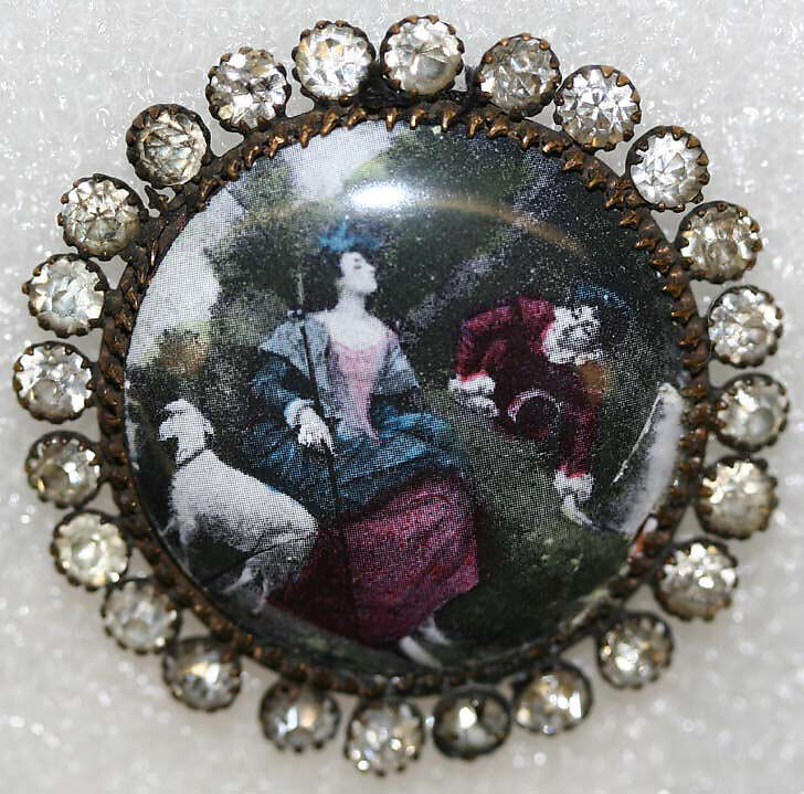 Button, enamel, rhinestones, French