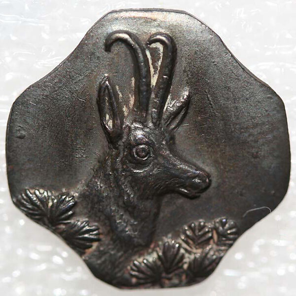 Button, metal, German
