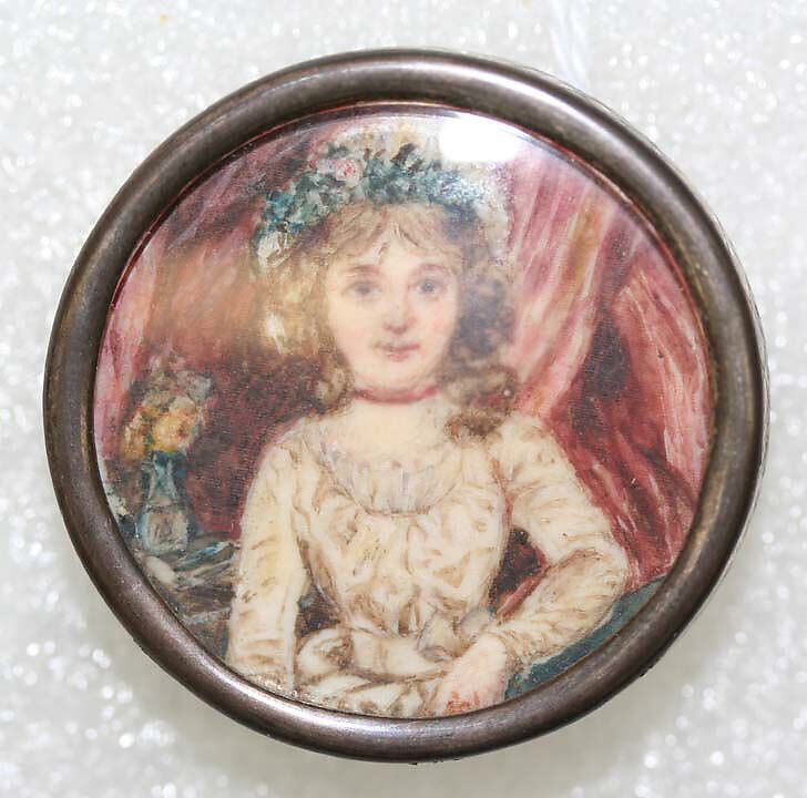Button, metal, ivory, Italian