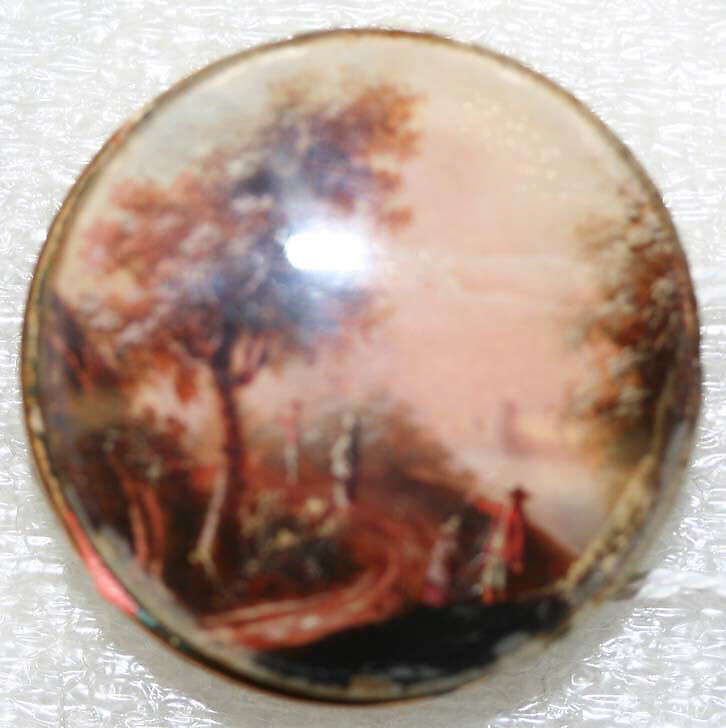 Button, ivory, metal, French